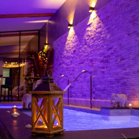 Le Bois Boheme- Suite & Spa Privatif นีมส์ ภายนอก รูปภาพ