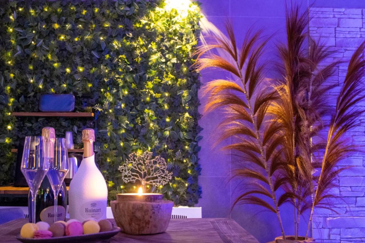 Le Bois Boheme- Suite & Spa Privatif นีมส์ ภายนอก รูปภาพ