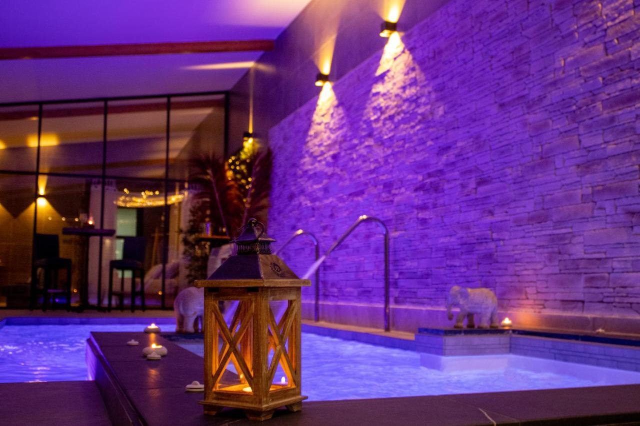 Le Bois Boheme- Suite & Spa Privatif นีมส์ ภายนอก รูปภาพ